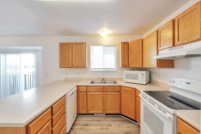 1356 S 1400 E in Provo, UT - Building Photo - Building Photo