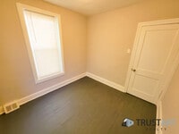 4839 Merion Ave photo'