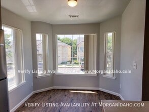 10096 W Garverdale Ln in Boise, ID - Building Photo - Building Photo