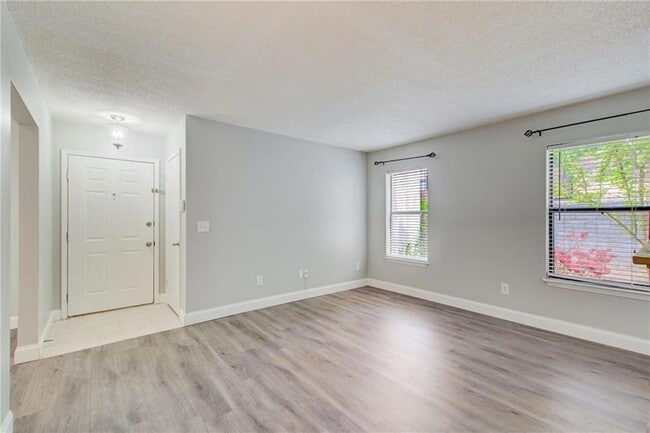 1603 Huntingdon Chase in Atlanta, GA - Building Photo - Building Photo
