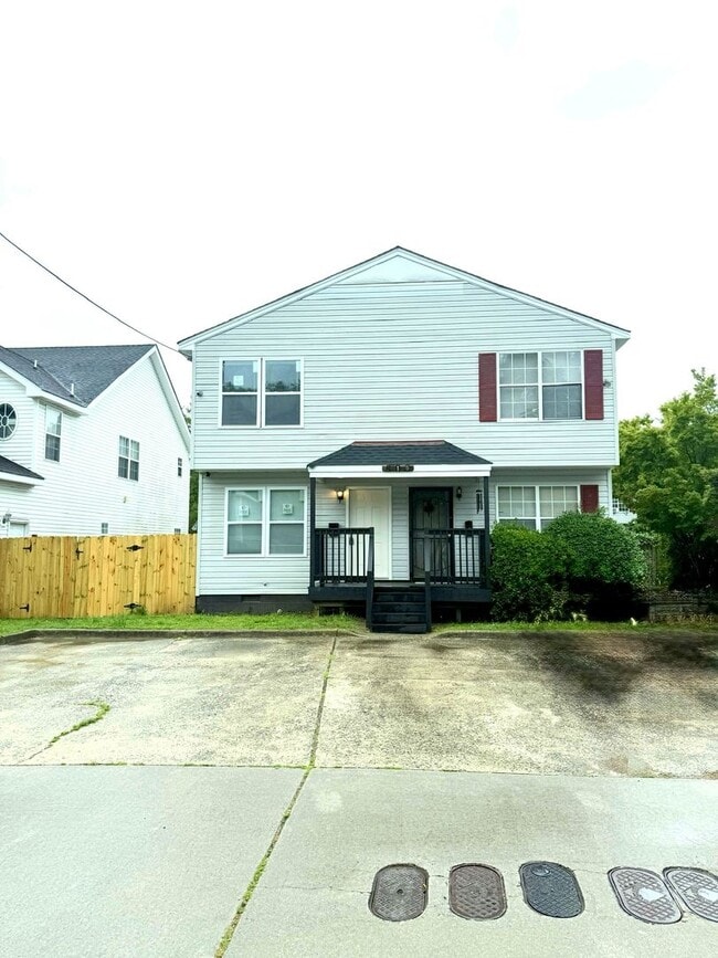 property at 315-317 Roselynn Ln