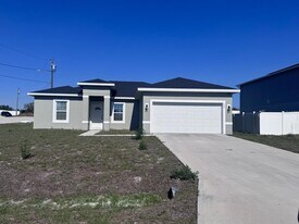 129 Lily Ln, Unit 3-112 in Poinciana, FL - Building Photo