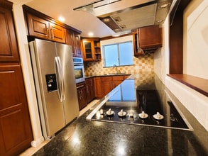 29641 S Western Ave in Rancho Palos Verdes, CA - Foto de edificio - Building Photo