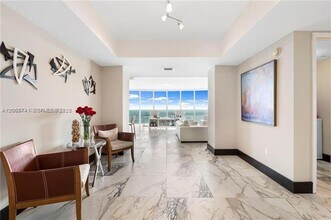 17201 Collins Ave in Sunny Isles Beach, FL - Building Photo - Building Photo