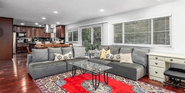 40 Corte De Rosas in Moraga, CA - Foto de edificio - Building Photo