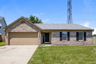 6422 Decatur Commons in Indianapolis, IN - Building Photo