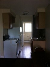 11411 Wyoming St in Detroit, MI - Foto de edificio - Interior Photo