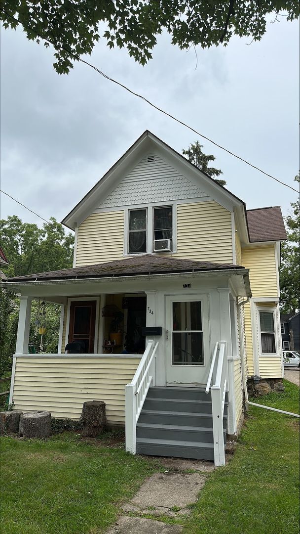 property at 734 Village St