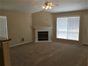 2609 Ensenada Ln in Fort Worth, TX - Building Photo - Building Photo