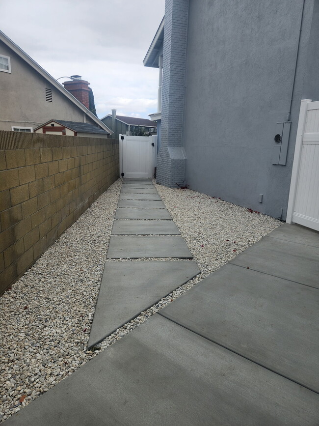 7431 Warren Cir in La Palma, CA - Building Photo - Building Photo
