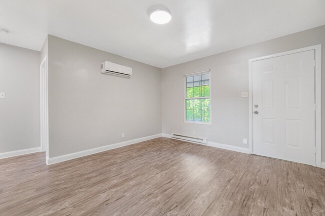 3410 Elizabeth St NW, Unit 7 in Huntsville, AL - Building Photo - Building Photo