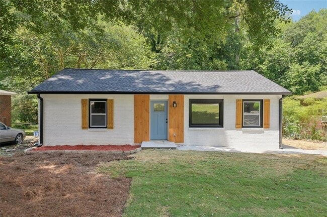 2909 Diana Dr SW in Atlanta, GA - Building Photo - Building Photo