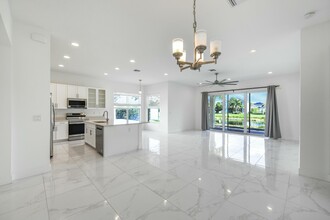 9589 Highland Pointe Pass in Delray Beach, FL - Foto de edificio - Building Photo