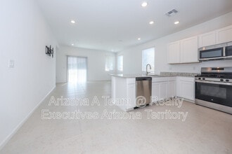 17581 S Desert Barberry Dr in Vail, AZ - Foto de edificio - Building Photo