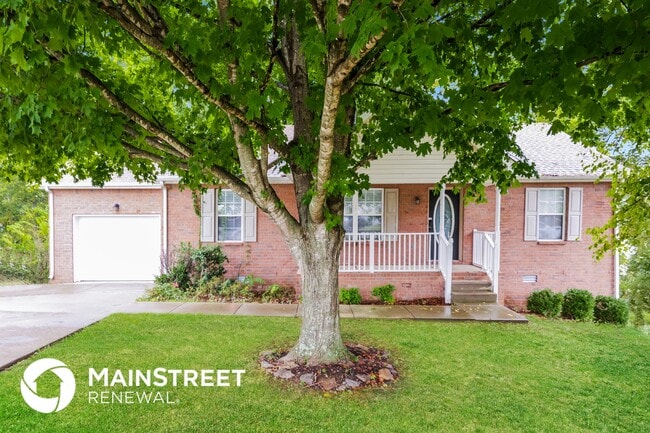 221 Brittany Dr