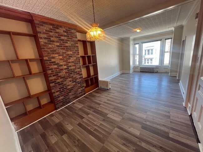 157 6th Ave in Troy, NY - Building Photo - Building Photo