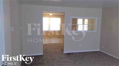 11048 McDowell Dr in Indianapolis, IN - Building Photo - Building Photo