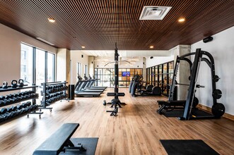 Horizon West in Columbus, OH - Building Photo - Building Photo