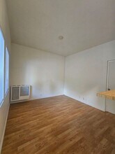 1615 E. Broadway Ave. #D in Long Beach, CA - Building Photo - Building Photo