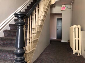 20 Church St E in Brampton, ON - Building Photo - Building Photo