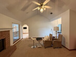 4444 Southminster Cir in Niceville, FL - Building Photo - Building Photo