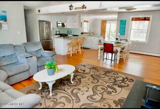 812 Wood Wild Dr in Point Pleasant, NJ - Building Photo - Building Photo