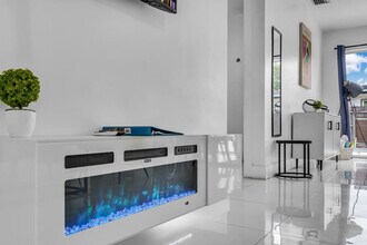 7061 Coolidge St, Unit SI ID1372322P in Hollywood, FL - Building Photo - Building Photo