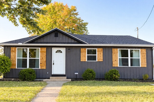 property at 1413 Bryan St