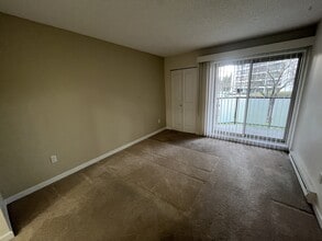 4363 Halifax St in Burnaby, BC - Building Photo - Building Photo