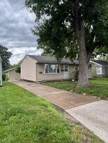 1816 Arkansas St in Lawrence, KS - Building Photo