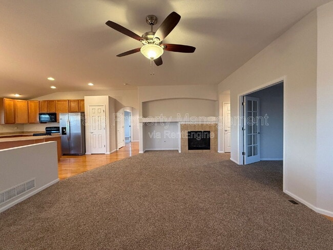 10533 Joplin St in Commerce City, CO - Building Photo - Building Photo