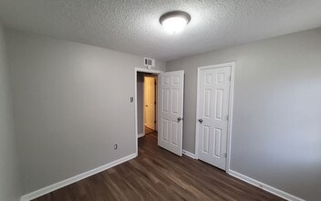 71 Harvard Rd in Marion, AR - Building Photo - Building Photo