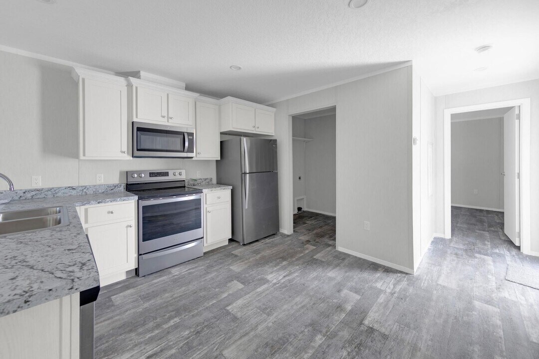 781 Navy St in Fort Walton Beach, FL - Building Photo