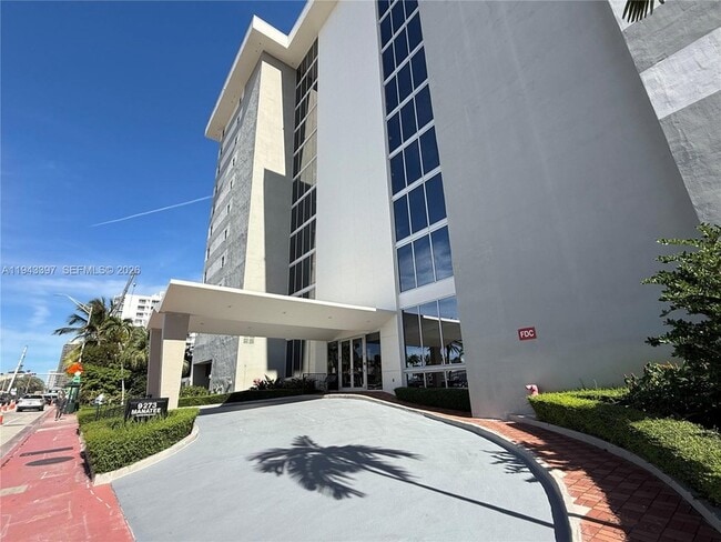 9273 Collins Ave, Unit 501 in Surfside, FL - Building Photo - Building Photo