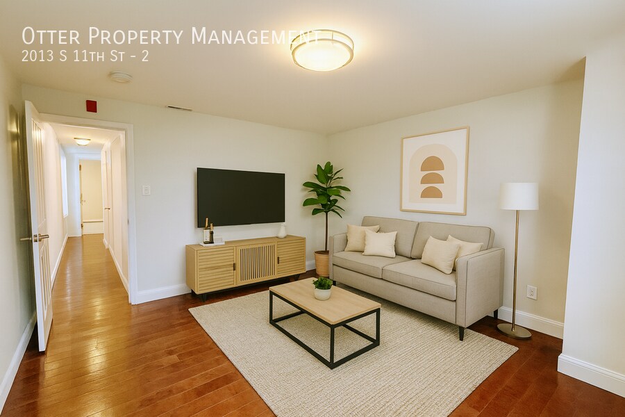 2013 S 11th St in Philadelphia, PA - Building Photo