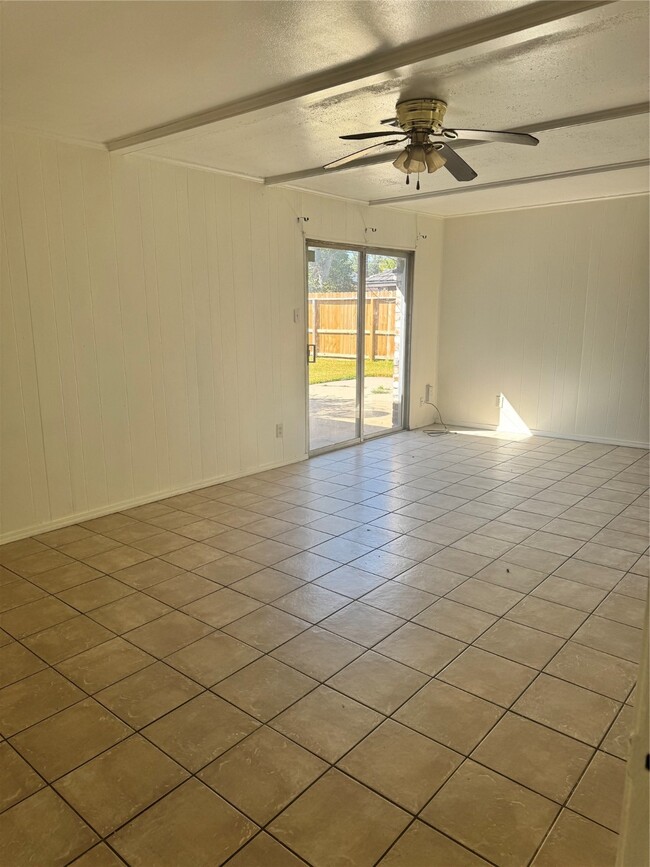 4315 Woodmont Dr in Houston, TX - Building Photo - Building Photo