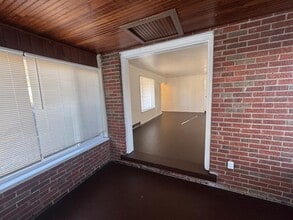 19029 Plainview Ave in Detroit, MI - Building Photo - Building Photo