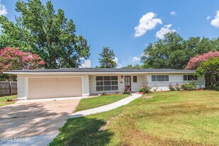 232 Roselawn Blvd in Lafayette, LA - Building Photo