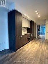 8 Interchange Wy in Vaughan, ON - Building Photo - Building Photo