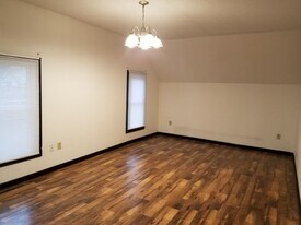 1633 Winnebago St in La crosse, WI - Building Photo