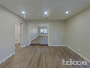 3016 W Robson St in Tampa, FL - Building Photo - Building Photo