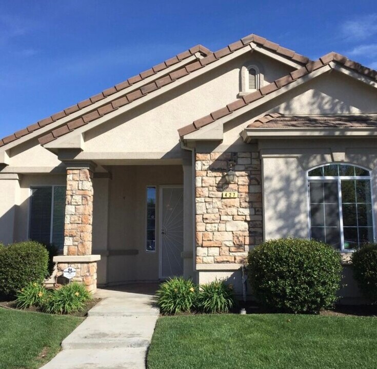 427 Sea Cove Dr in Ripon, CA - Building Photo