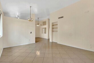8632 S Desert Skyline Pl in Tucson, AZ - Building Photo - Building Photo