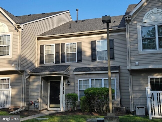 1302 Black Walnut Dr