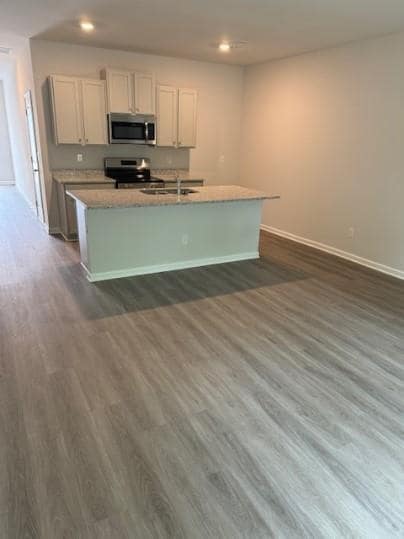 144 Vlg Grn Dr NW in Adairsville, GA - Foto de edificio - Building Photo