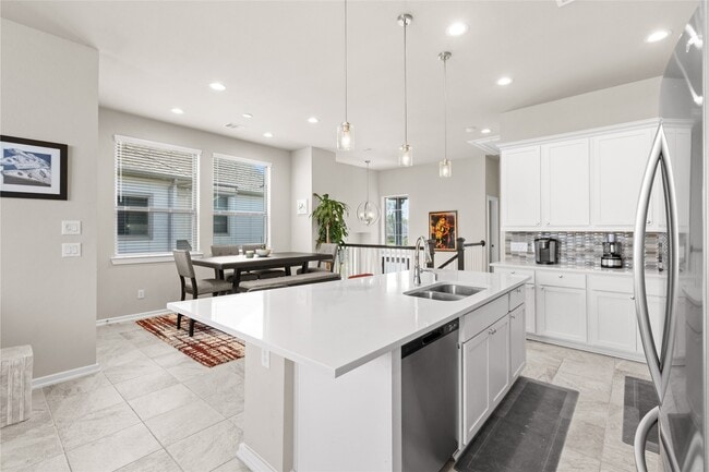 property at 9443 Starlight Oak Dr