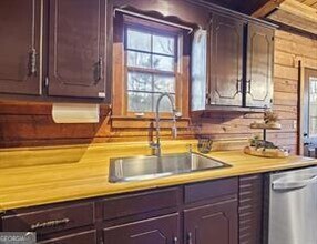 891 Old Hwy 75 S in Cleveland, GA - Building Photo - Building Photo