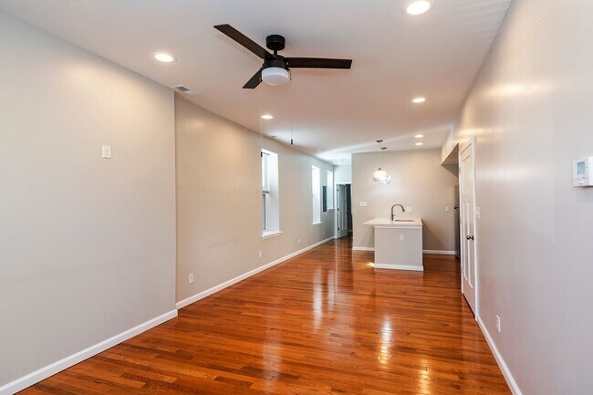 4414 Swan Ave-Unit -1F in St. Louis, MO - Building Photo - Building Photo