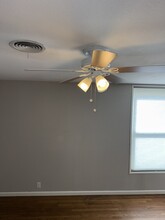 4407 Diamondhead Dr in San Antonio, TX - Building Photo - Building Photo