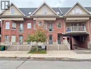 81 Young St in Hamilton, ON - Building Photo - Building Photo